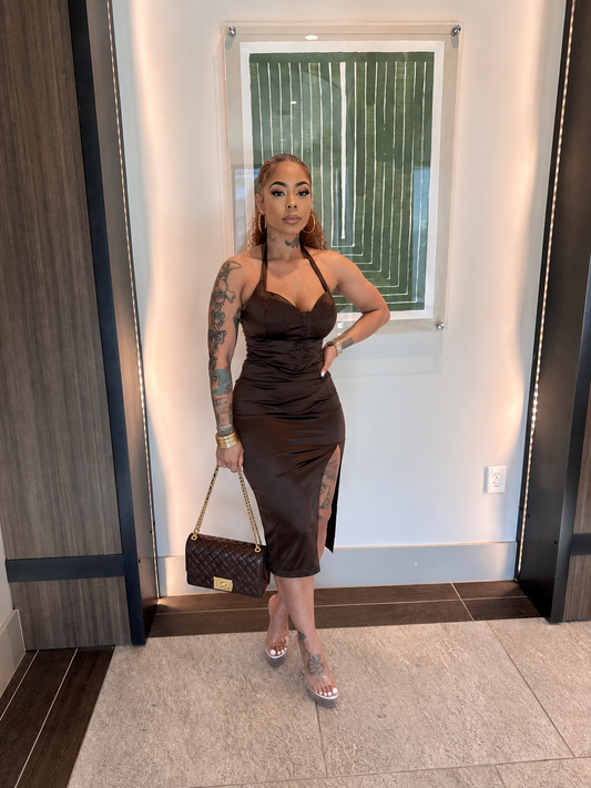 Molten Silhouette Midi Dress